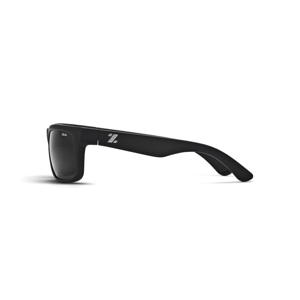 ZEAL OPTICS - ESSENTIAL | Matte Black w/ Grey