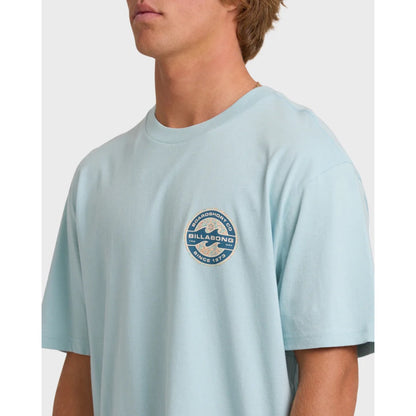 BILLABONG - HOLLOW PREMIUM SS TEE | Dusty Blue