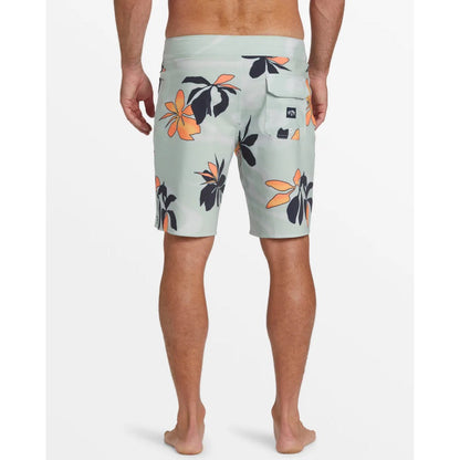 BILLABONG - GOOD TIMES PRO BOARDSHORTS | SEAFOAM