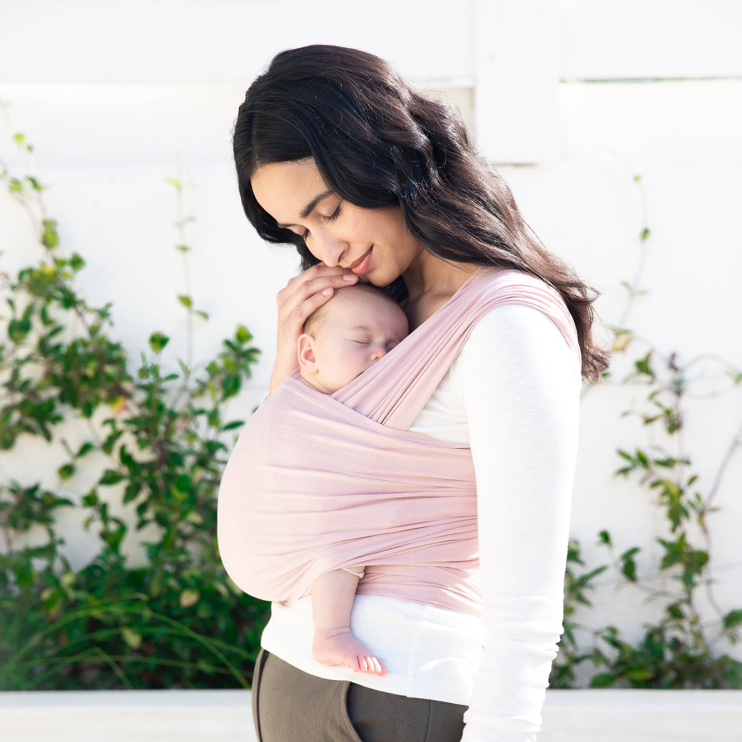 Ergobaby Aura Baby Wrap