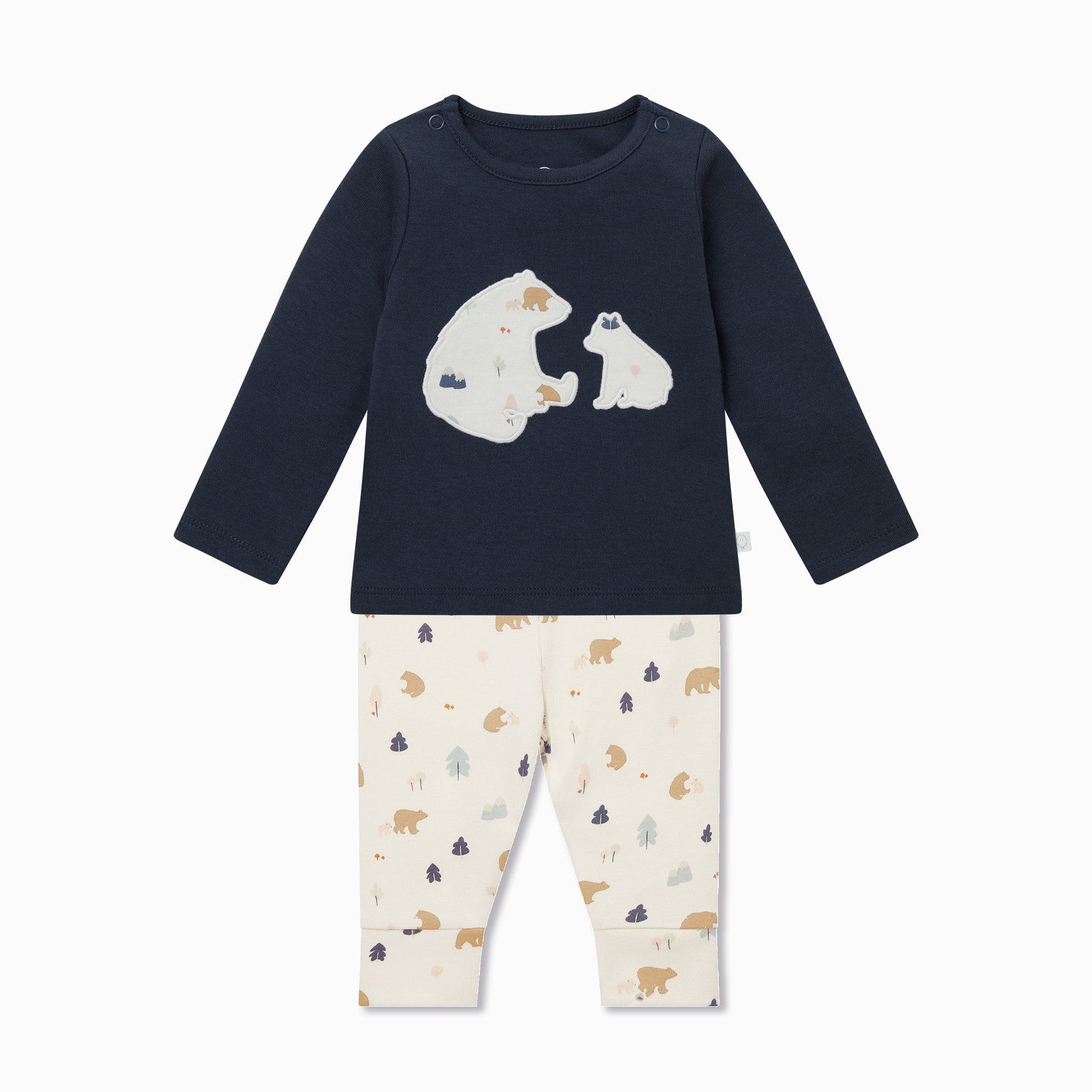 Bear T-Shirt & Leggings Outfit