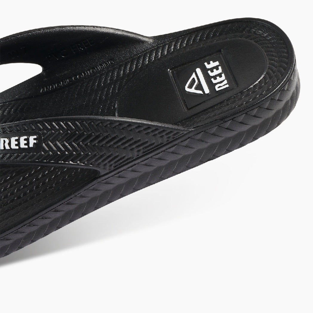 REEF - WATER COURT | BLACK
