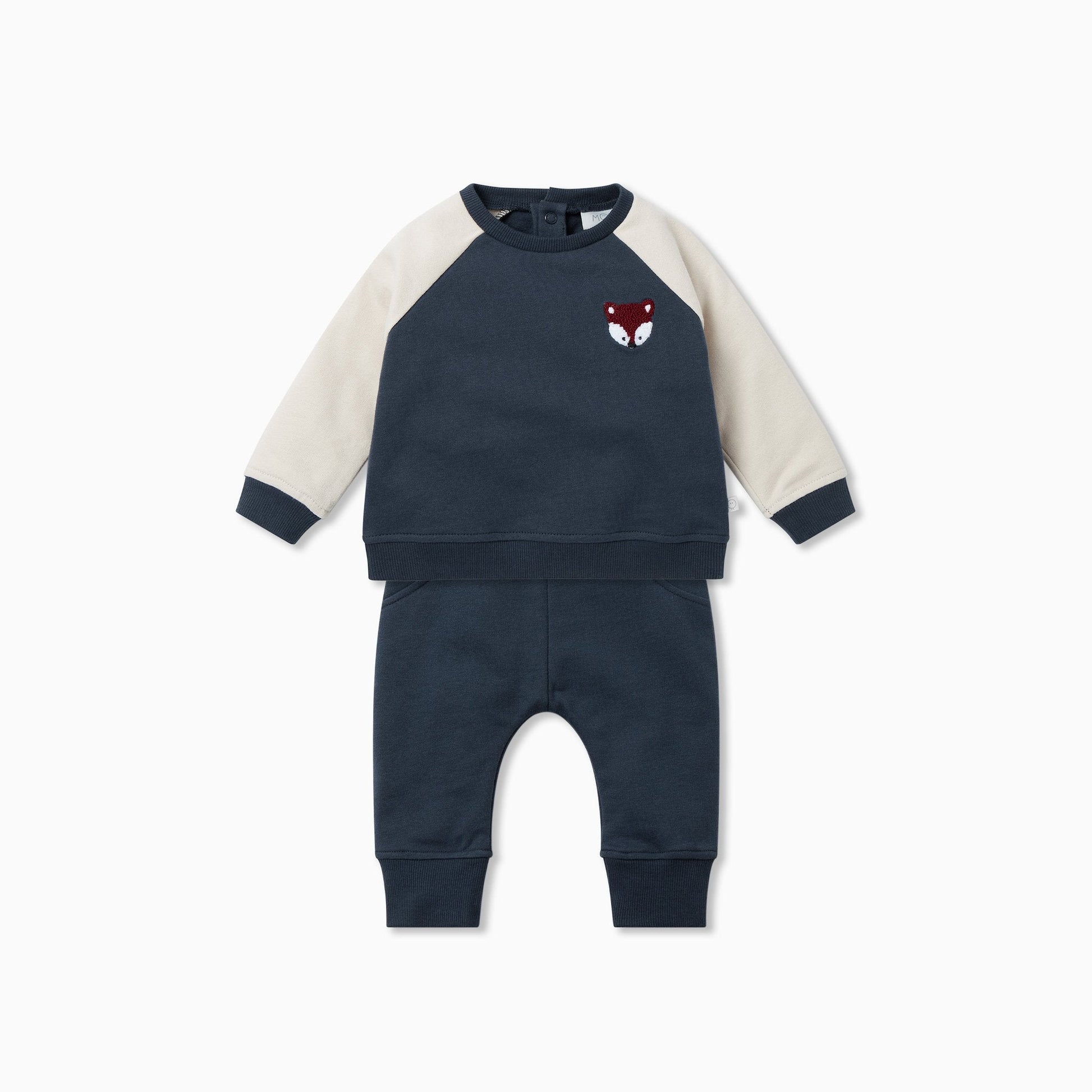 Fox Sweatshirt & Joggers Outfit