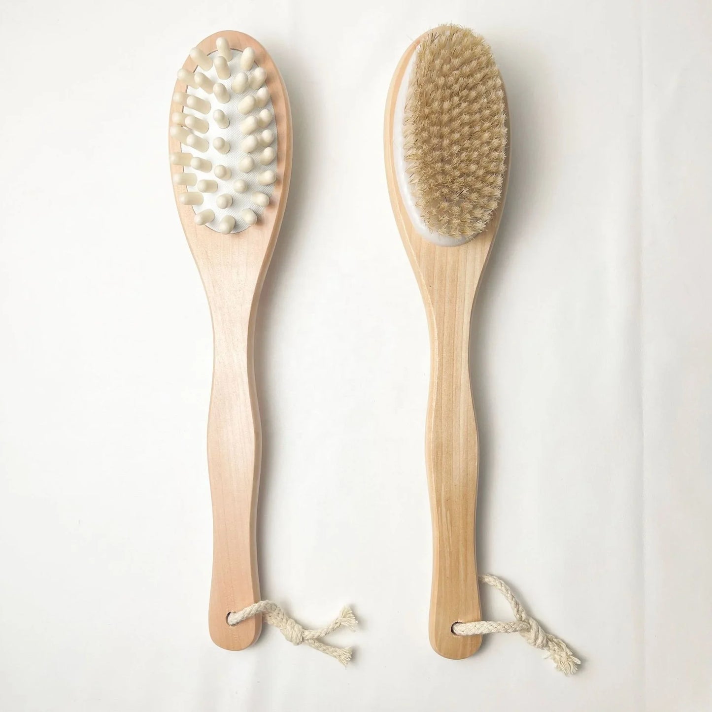Dual-Sided Long Handle Shower Scrubber Wet & Dry Body Care Exfoliating Brush Dry Brushing with Loofah Sponge Removes Dead Skin