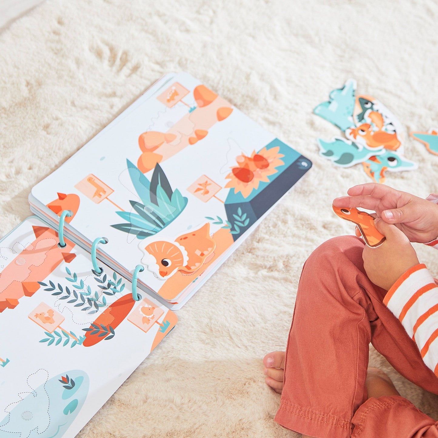 Janod Busy Book - Dino