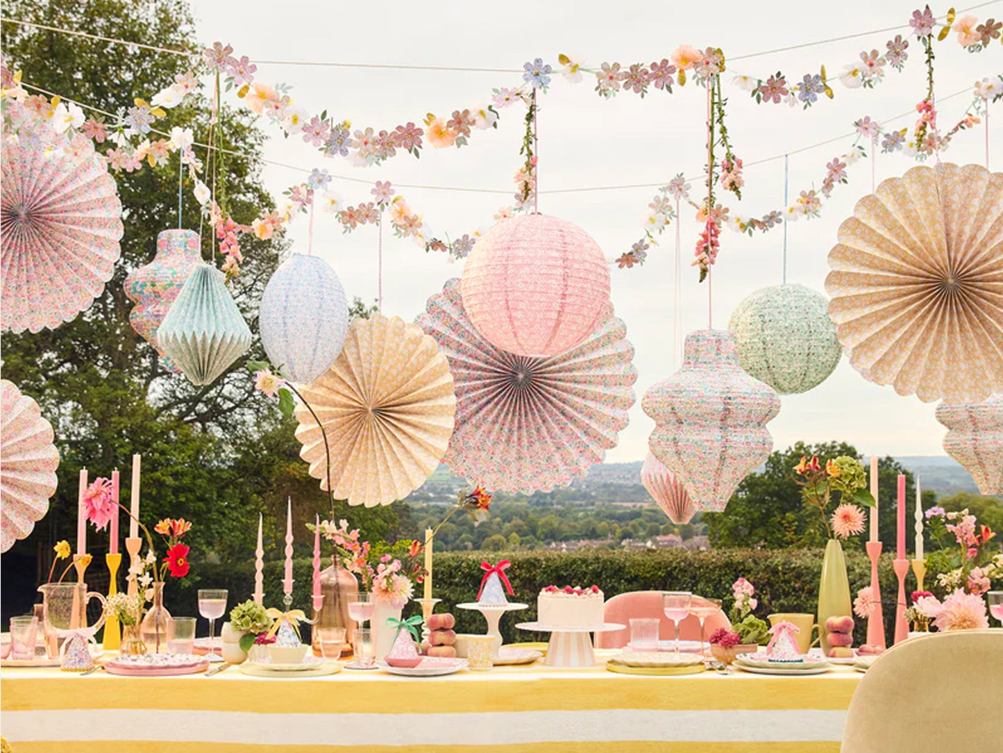 Meri Meri x Liberty Giant Pinwheel Decorations (3)