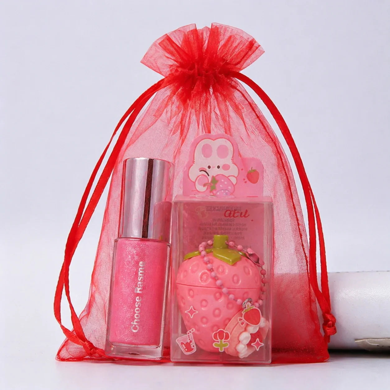4-Color Random Sending Strawberry Lip Gloss Lipstick Moisturizing Winter Antifreeze Anti Crack Moisturizing Lasting lip balm