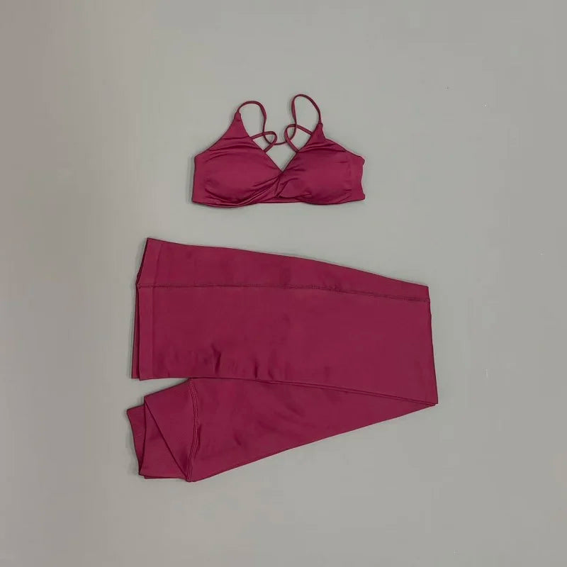 2Pcs Women Sports Yoga Set Halter Neck Sports Bra Flare Leggings Seamless Hip Lifting Quick Dry Gym Fitness Workout Activewear