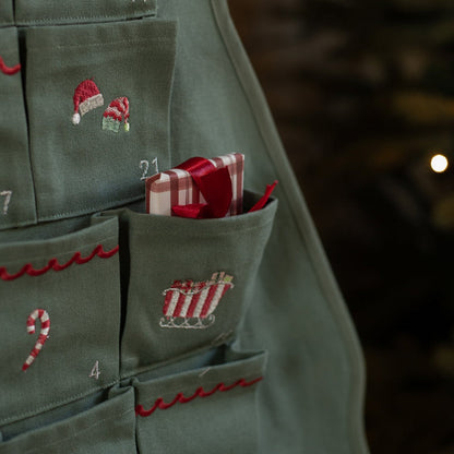Avery Row Advent Calendar - Christmas Tree