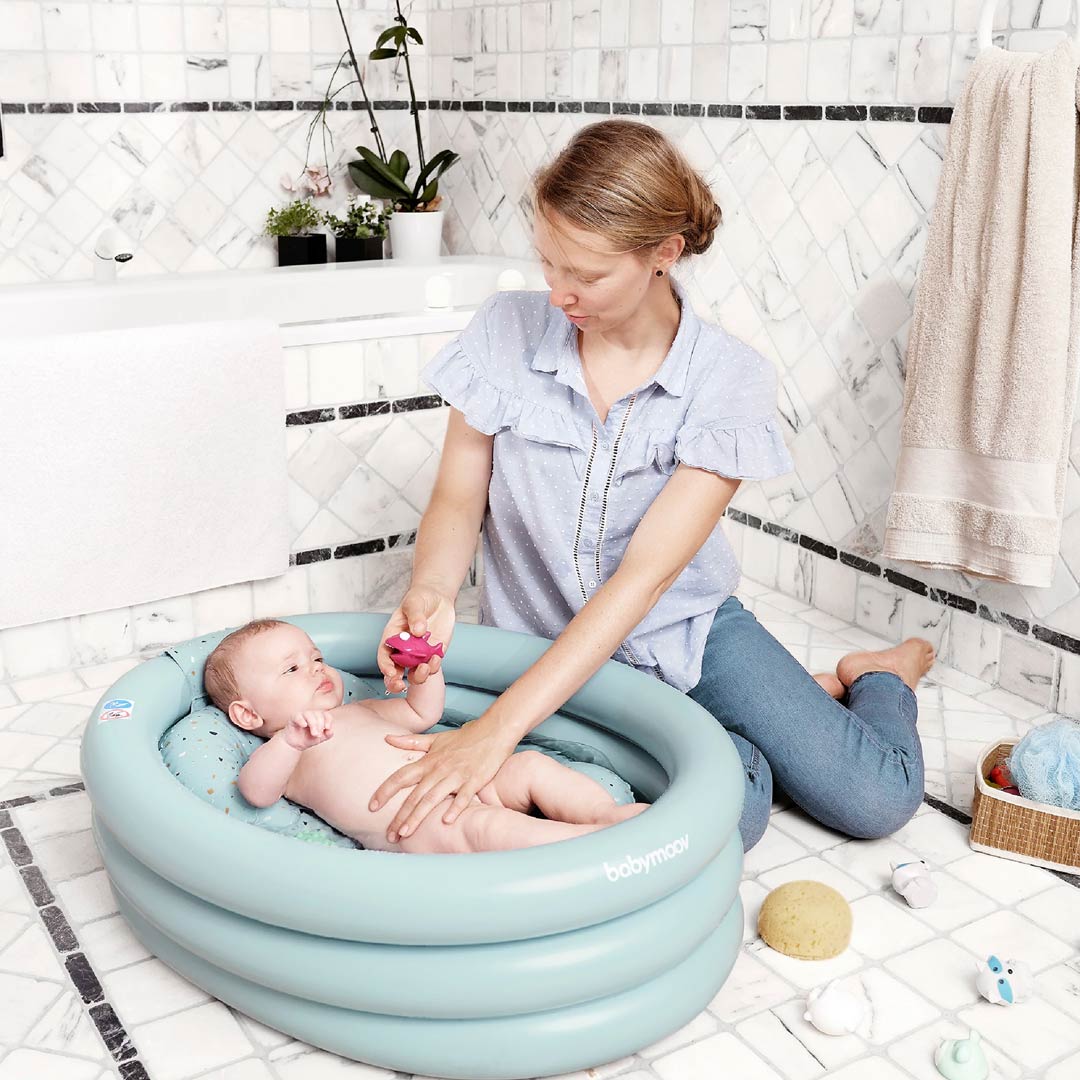 babymoov Aquadots Inflatable Baby Bath + Paddling Pool