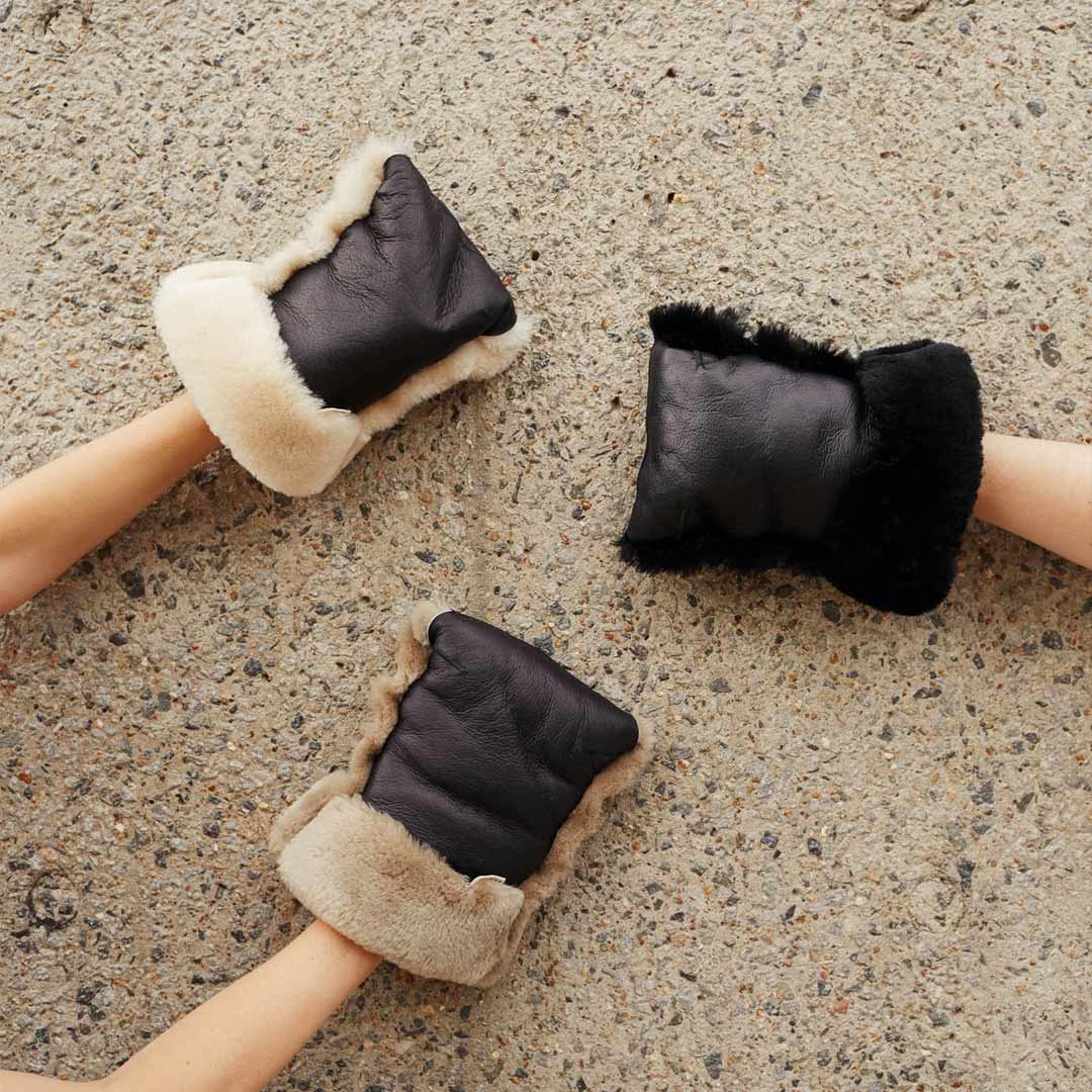 BINIBAMBA Sheepskin Buggy Mittens - Noir
