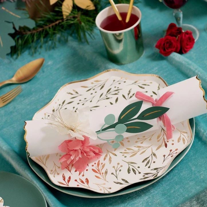Hazel Gardiner Large Flower Crackers