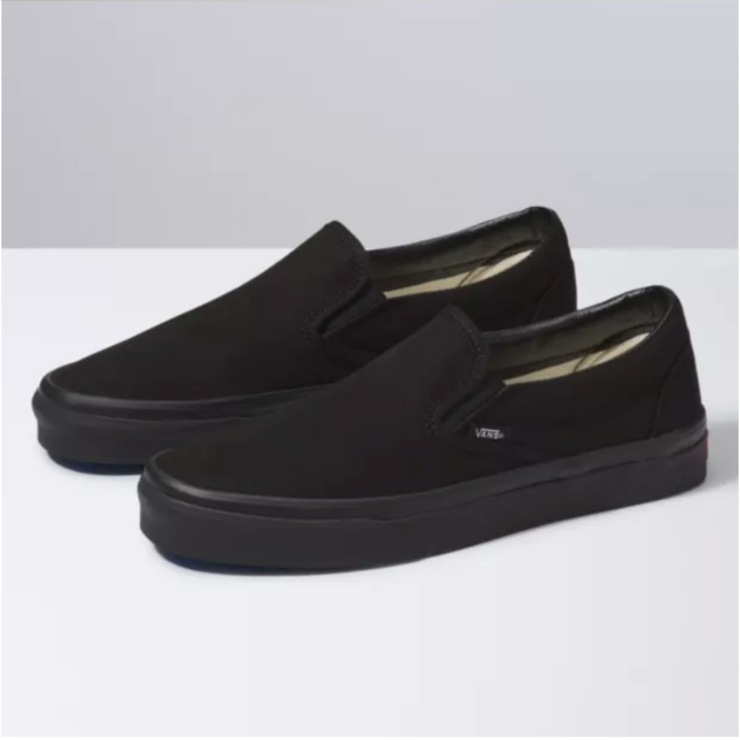 VANS - CLASSIC SLIP-ON | BLACK/BLACK